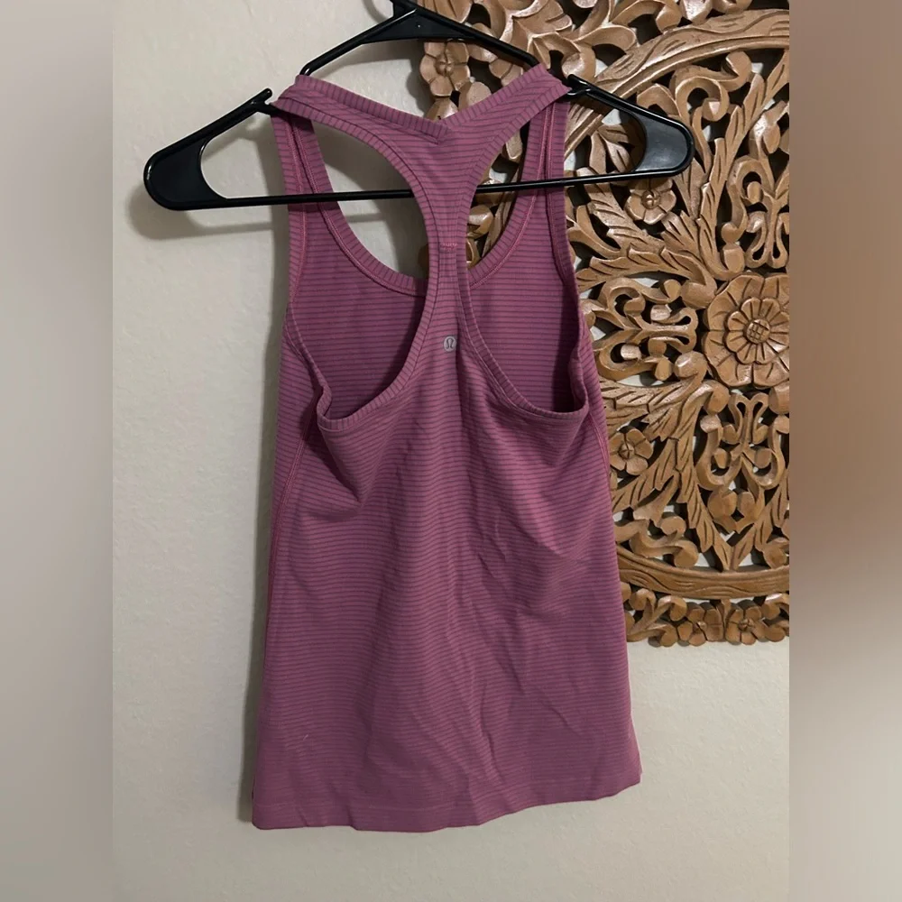 Set of 4 Lululemon tops